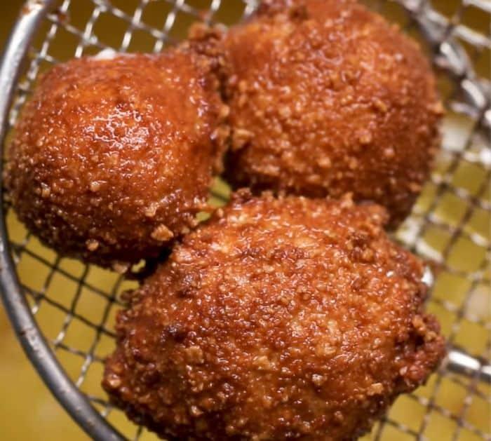 Fried Cinnamon Crunch Cheesecake Bites Ingredients
