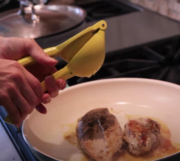 how to make chicken and spaghetti with garlic