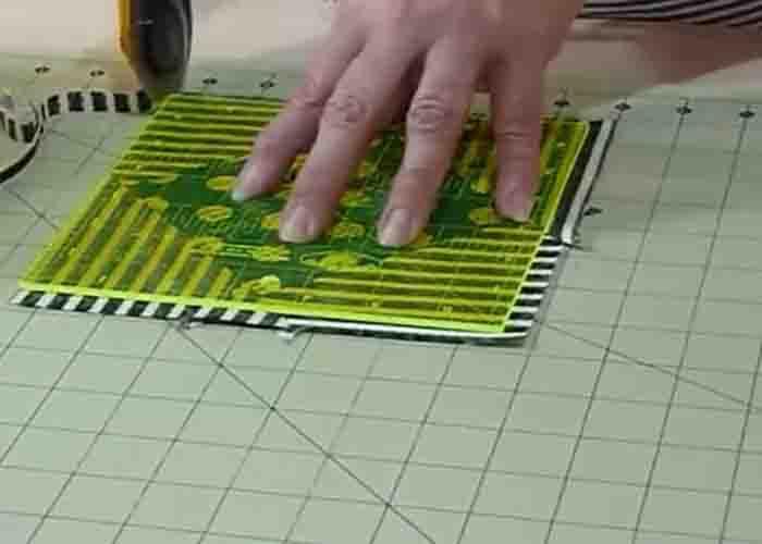 Trimming the square-in-square quilt block