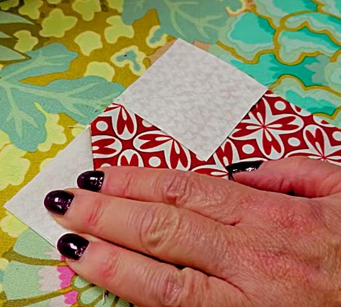 Learn to sew a Valentine Sweetheart Quilted Table Runner with Donna Jordan