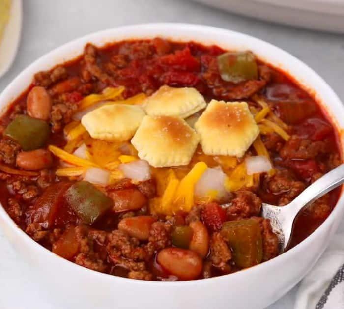 Easy Slow Cooker Chili Recipe