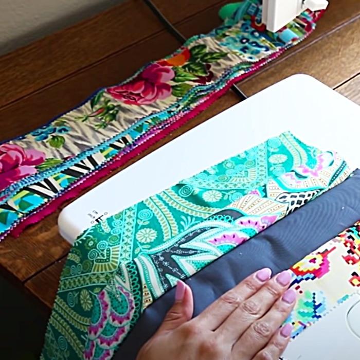 How To Sew A Jelly Roll Quilt - Beginners Quilt Pattern - Free Quilt Pattern