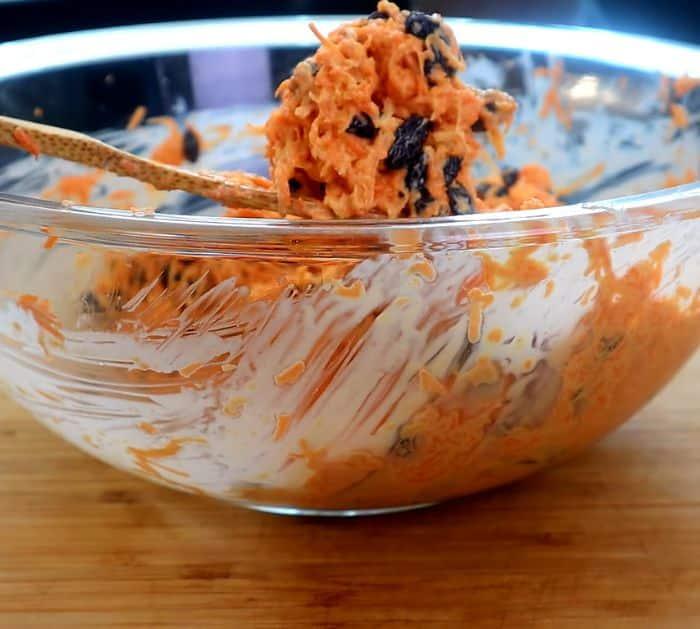 How to Make Southern Carrot Salad