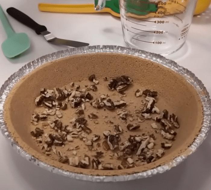 How to Make Southern Lemon Lush Pie