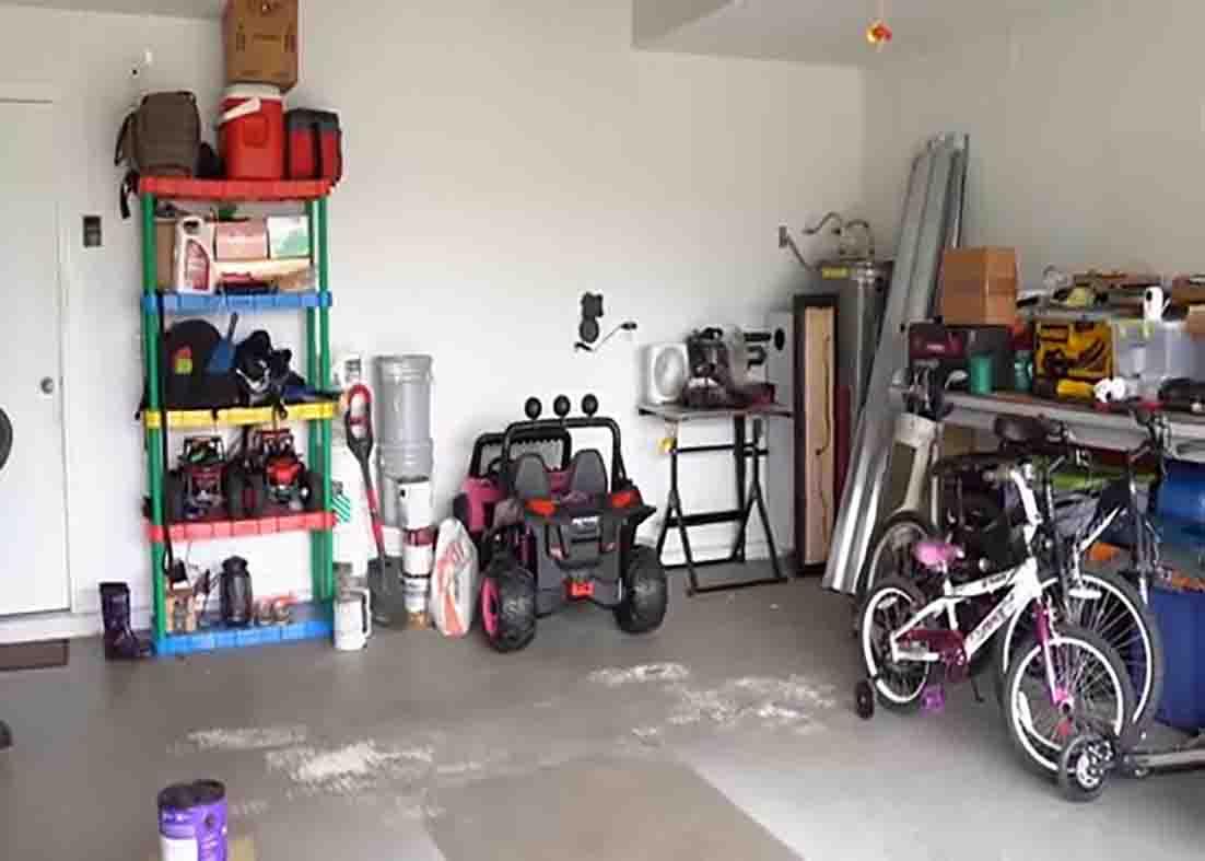Decluttering your home is the first step to modernize it