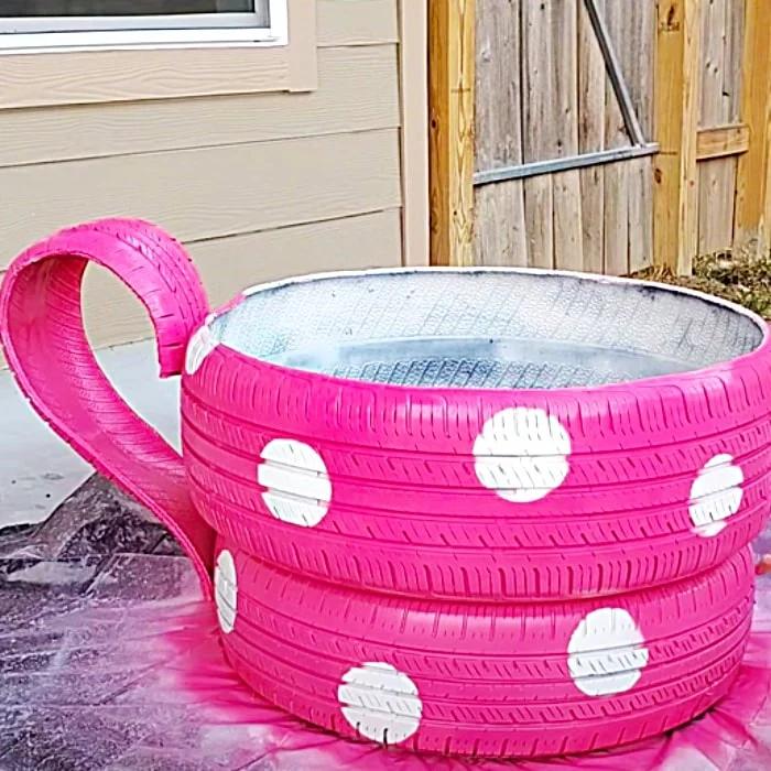Recycling Ideas -Tire Project Ideas - How To make An Outdoor Planter