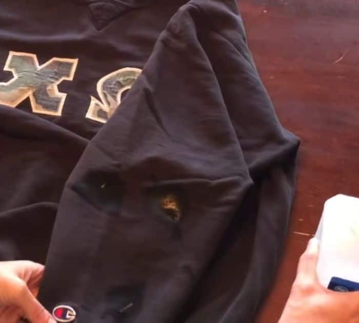 What You Need to Remove Paint Stain From Clothes