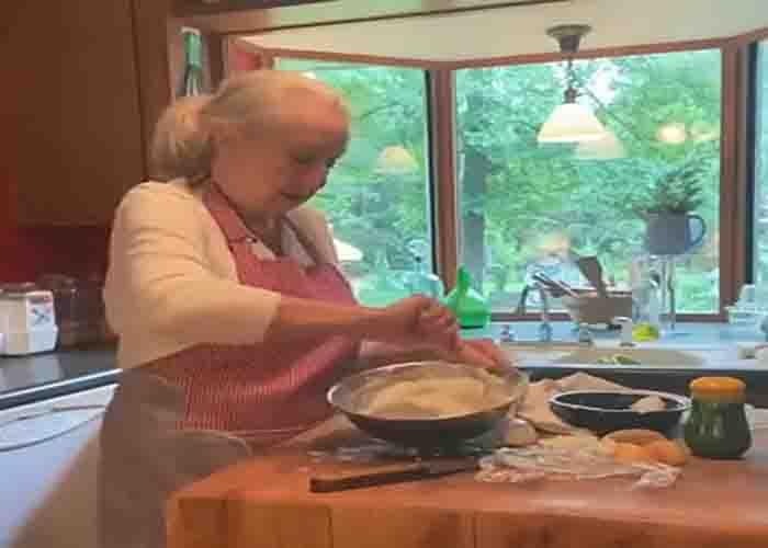 Making the mashed potato mixture for the potato patties recipe