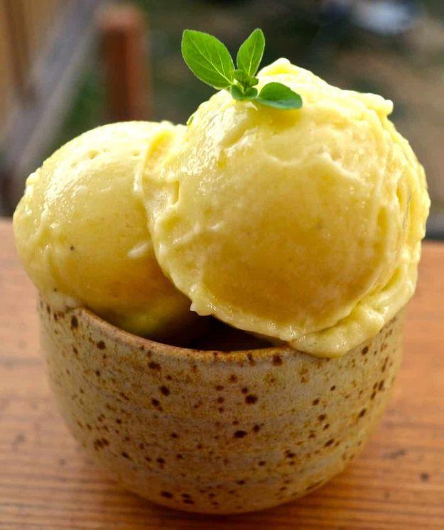 Low Sugar Dessert Recipes - Mango Banana Ice Cream - Healthy Desserts and Ideas for Healthy Sweets Without Much Sugar - Raw Foods and Easy Clean Eating Dessert Tips, Keto Diet Snac