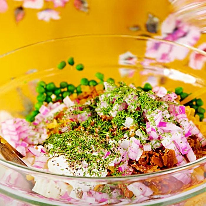 Cheap Pea Salad Recipe - Easy Salad Ideas - Southern Style Pea Salad