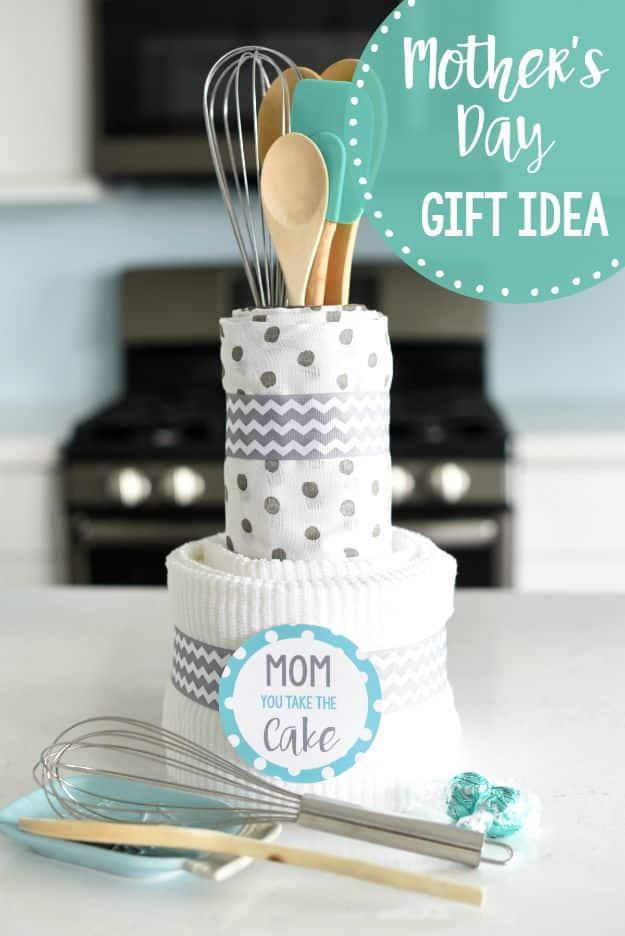 Kitchen Towel Cake, a satisfying weekend project worth the effort and a charming handmade gift worth trying soon