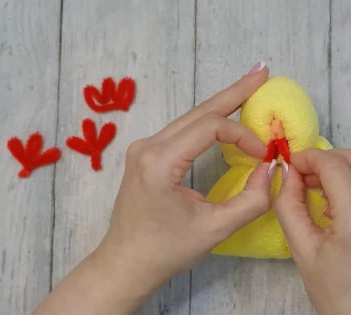 No-Sew Easter Chicken Towel Project