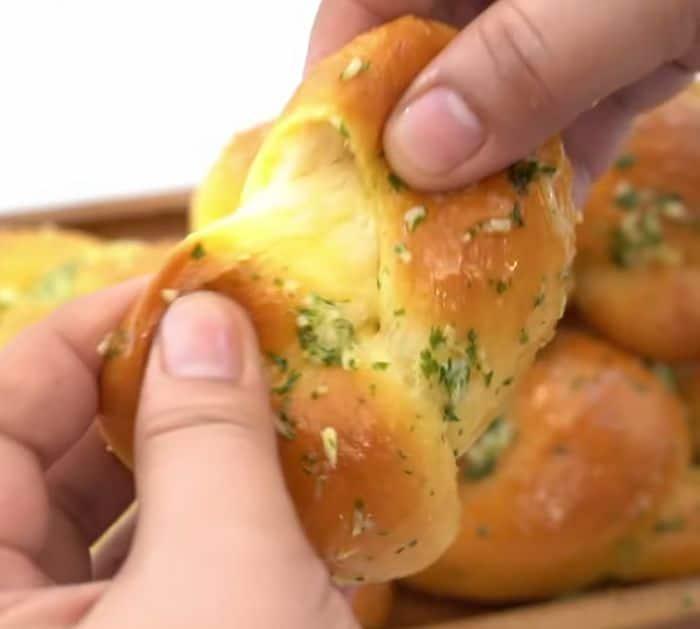 How To Make Garlic Parmesan Knots