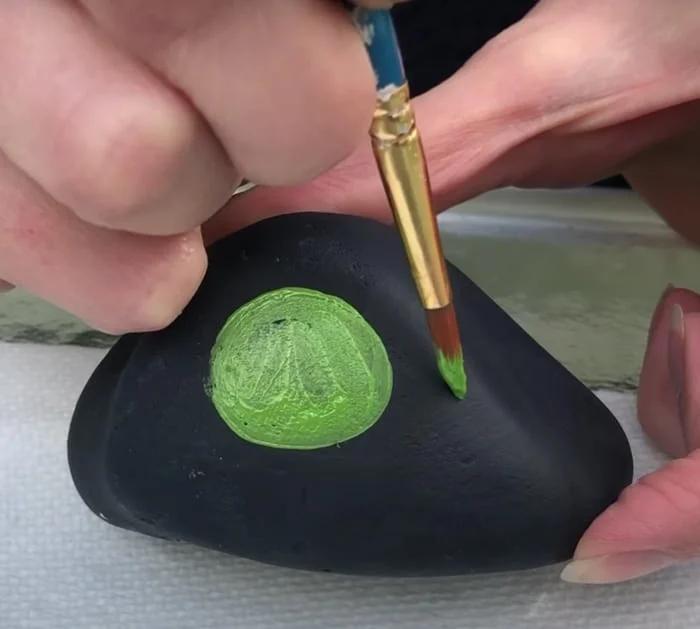 steps to transform a rock into a turtle