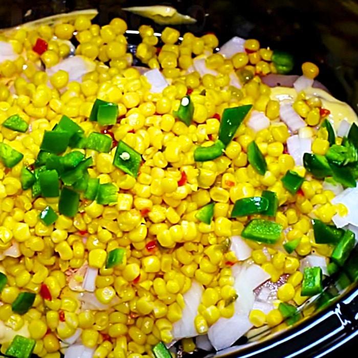 Easy Meal Ideas - Easy Crockpot Recipes - King Ranch Chicken