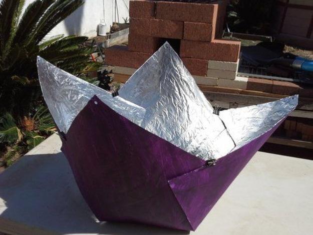 Build A Solar Cooker For Just $5, easy enough to build before the next camping trip and a smart way to cut down on energy use