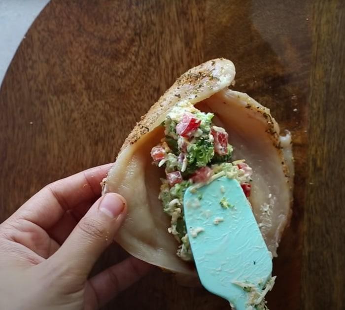 how to cook broccoli stuffed chicken