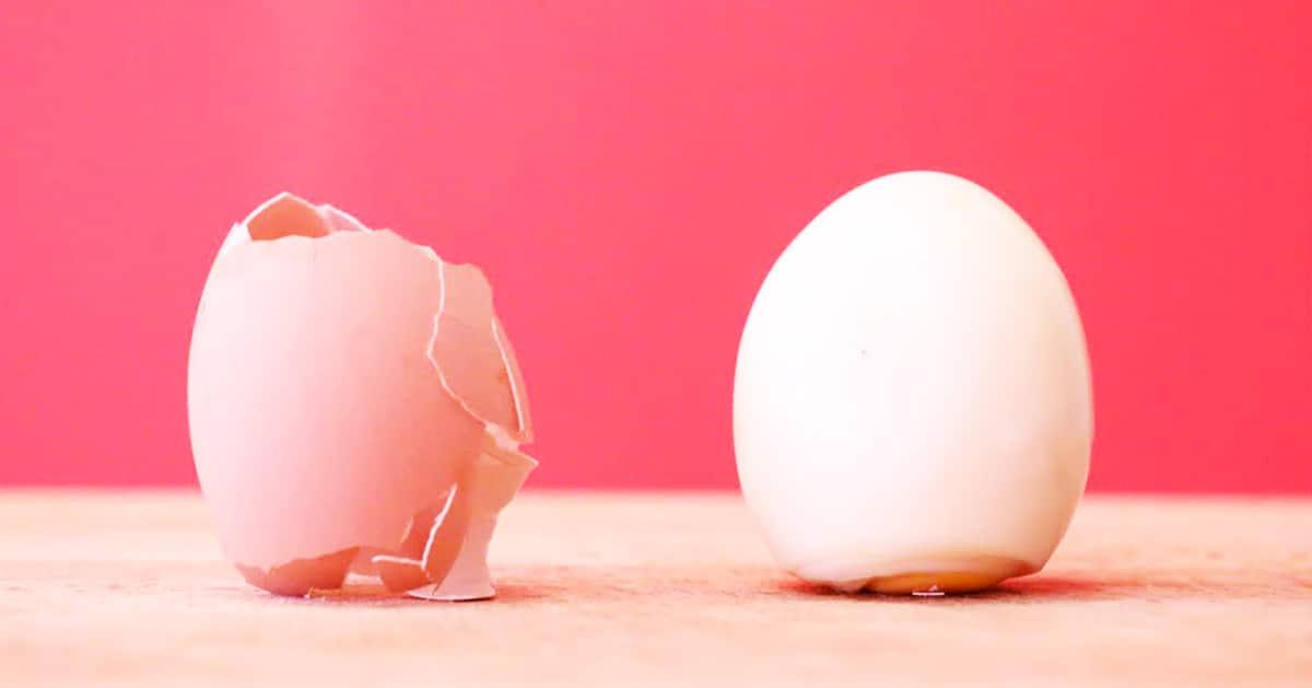 How To Easily Peel An Egg In Under 10 Seconds