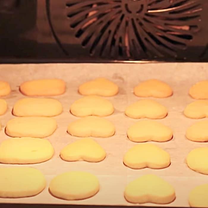 Three Ingredient Butter Cookie Recipe - How To make Butter Cookies - Easy Butter Cookie Recipe
