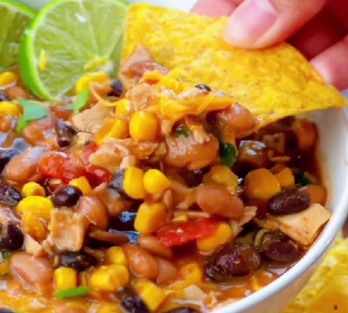 Easy Taco Soup Recipe
