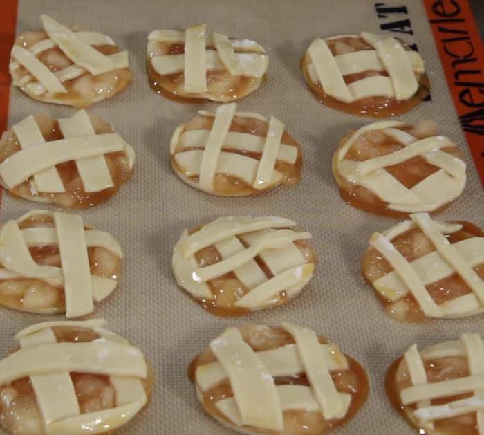 Easy To Make Caramel Apple Pie Cookies