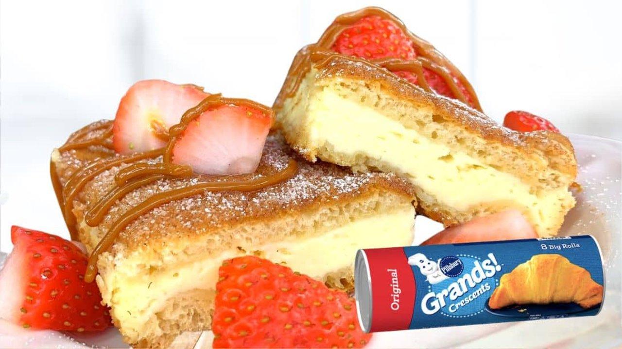 Easy Churro Cheesecake Bars