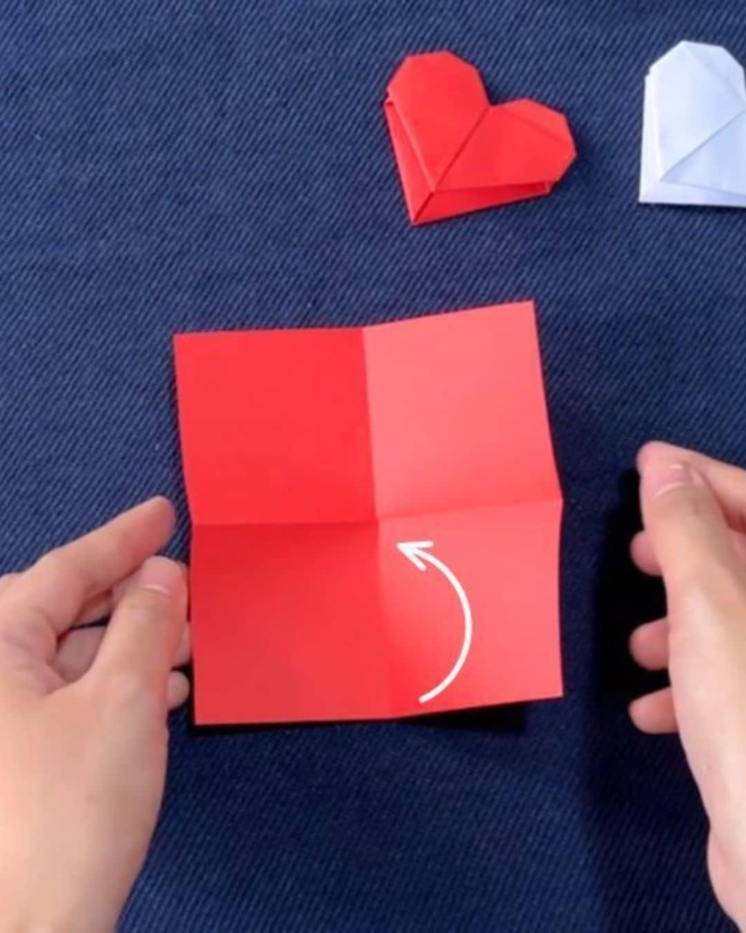 Homemade Origami Heart Bookmark — creative bookmark