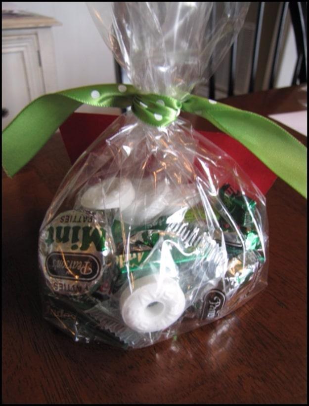 Bag Of Mints, quick enough to finish over a weekend and a clever way to reuse scraps you already have