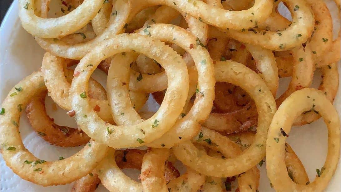Super Crispy Garlic Potato Rings