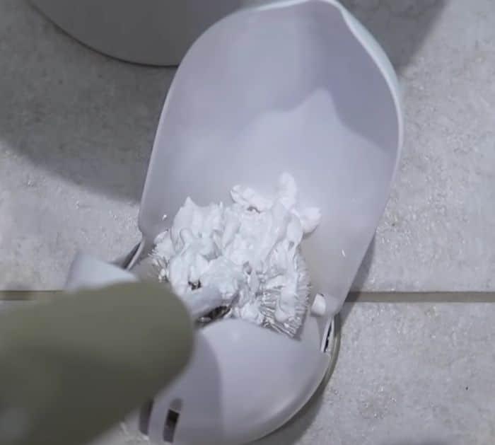Cheap Toilet Cleaning Hack