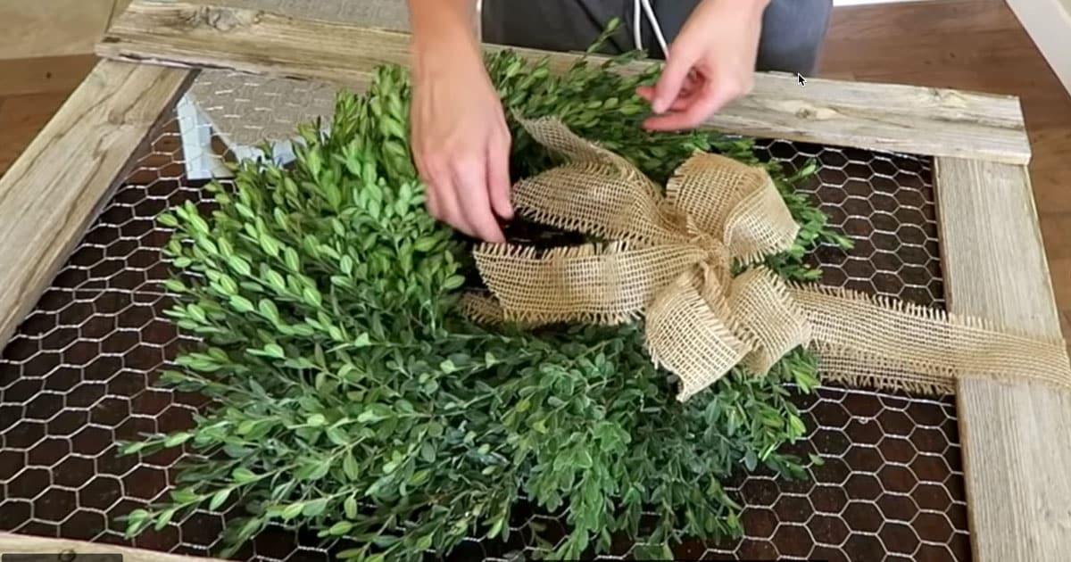 DIY Boxwood Farmhouse Wreath