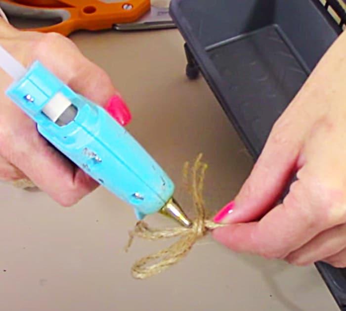 Use A Hot Glue Gun For DIY - Kitchen Project Ideas - Decorate With Jute Twine