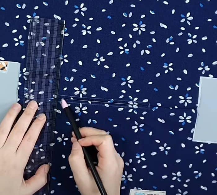 Easy To Sew Reversible Fabric Tissue Box Cover
