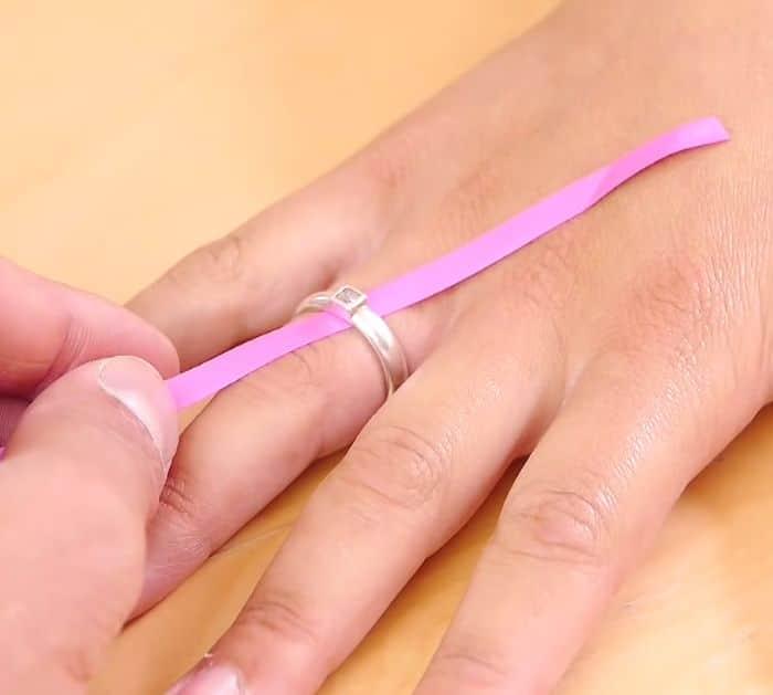 Easy Way To Remove A Stuck Ring From Finger