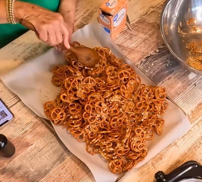 How to Make Butter Toffee Pretzels