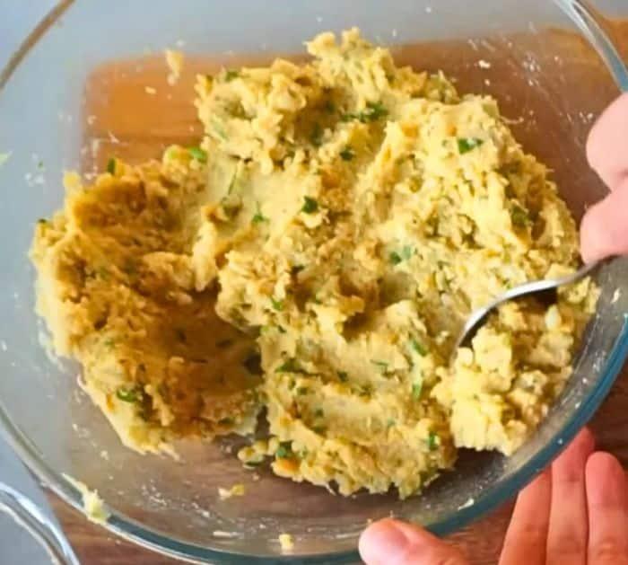 Healthy and Inexpensive Chickpea Patties Recipe Ingredients