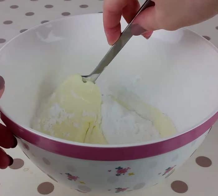 How To Make Shaun The Sheep Cake