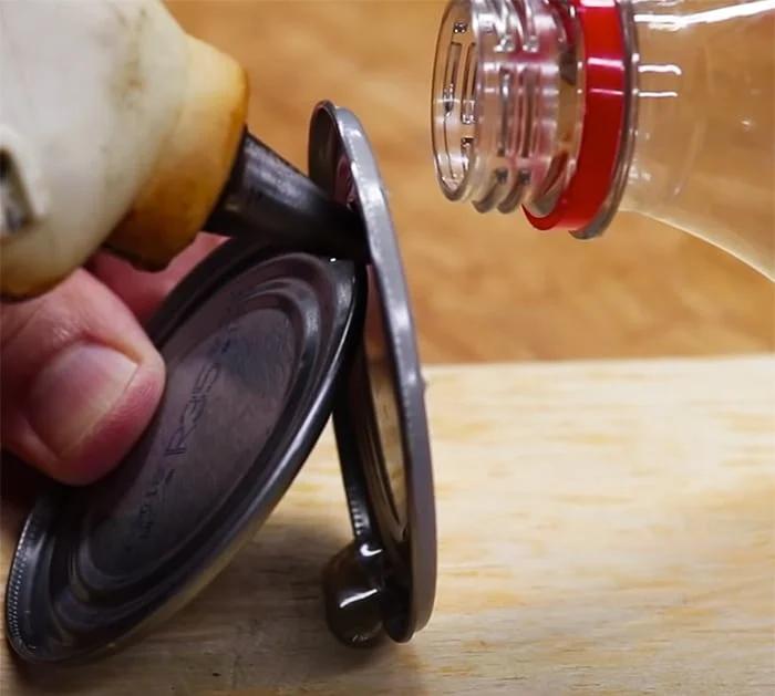 DIY Recyclable Projects and Crafts - DIY 2-Liter Bottle Crafts - Plastic Bottle Crafts