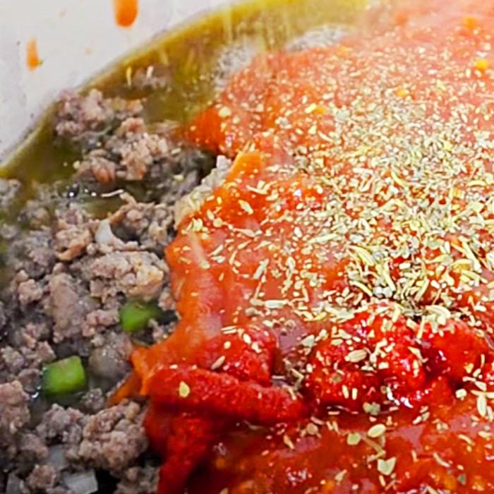 Million Dollar Spaghetti Casserole - Easy Way To Make Spaghetti Casserole - Casserole Recipe Ideas