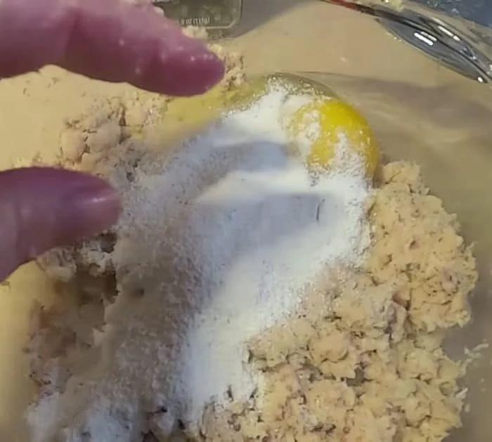 Easy To Make Old-Fashioned Fried Salmon Patties