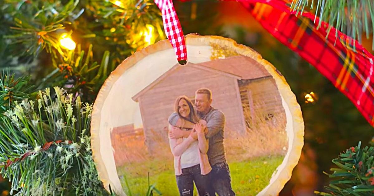DIY Photo Transfer On Wood Ornament