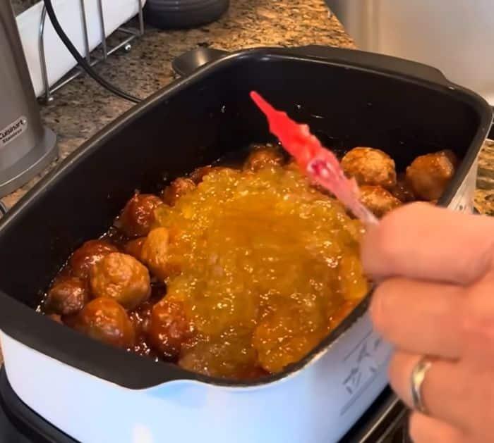 How to Make Hawaiian Teriyaki Meatballs