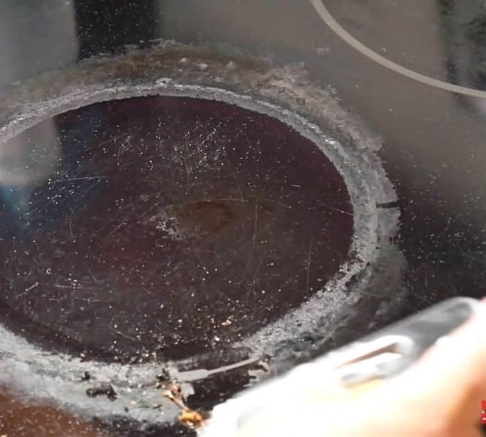 How to Clean Burnt Stove Top - Glass or Ceramic Tricks