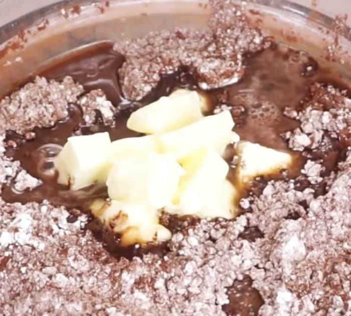 Easy Chocolate Frosting Recipe