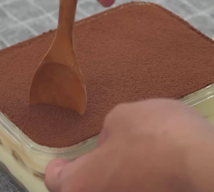 Easy To Make Tiramisu Cake