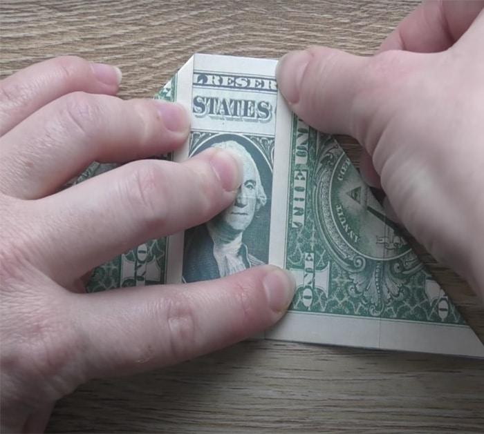 materials to make money heart with a bow