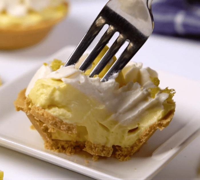 How to Make Lemonade Cream Cheese Pies