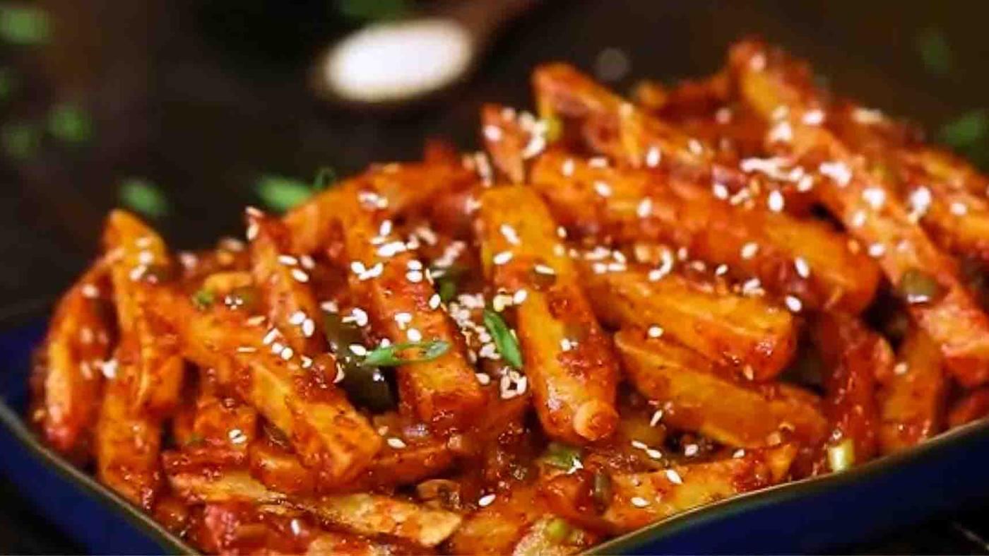 Restaurant-Style Chili Potatoes Recipe