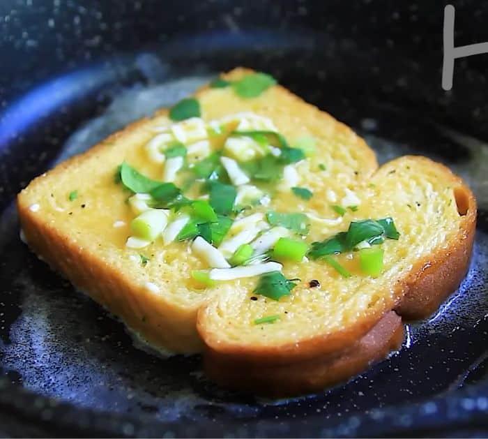 5-Minute Egg Recipes For Sliced Bread