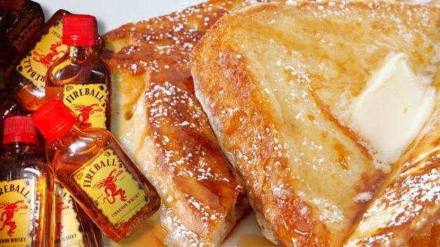 Fireball Whiskey Recipes - Fireball French Toast - Fire ball Whisky Recipe Ideas - Pie, Desserts, Drinks, Homemade Food and Cocktails - Easy Treats and Christmas Dishes #fireball #